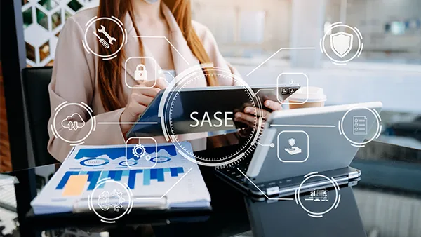 SASE（サシー）とは？仕組みや導入するメリット、注意点を解説