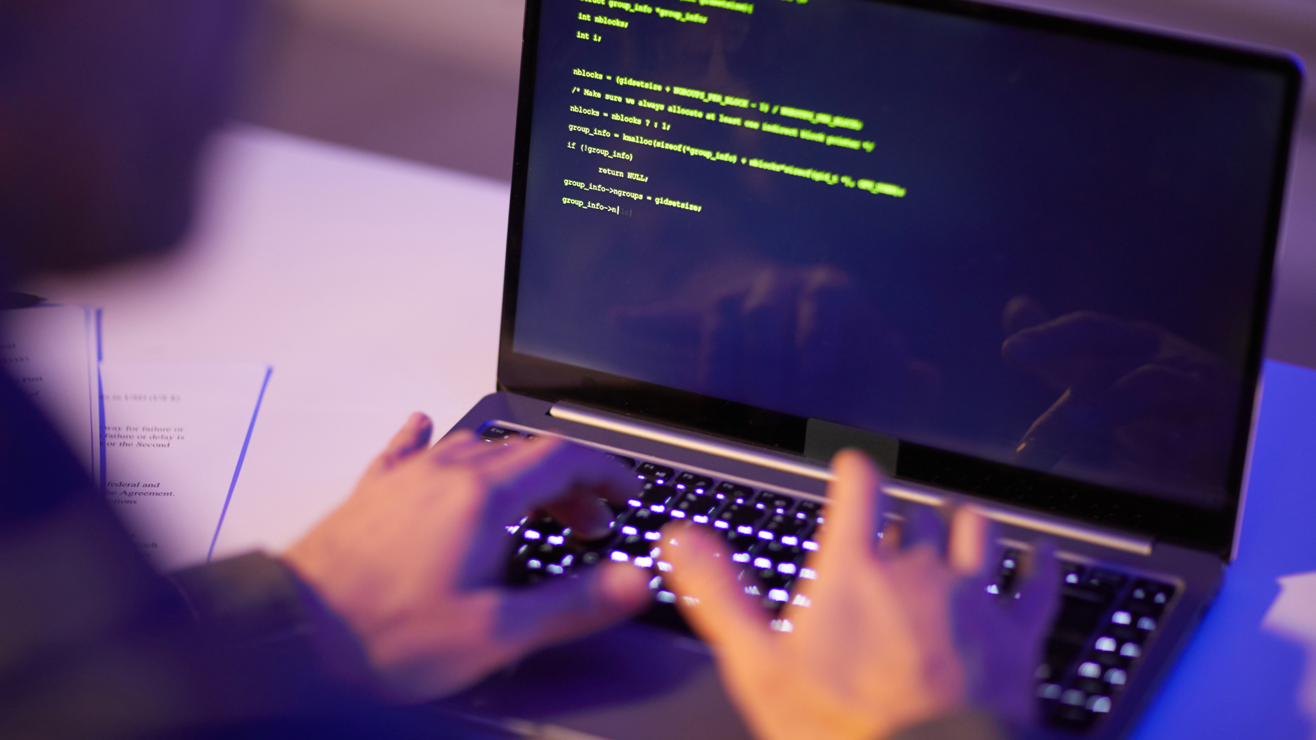 コンピューターウイルスとは?種類や感染経路、対策を解説