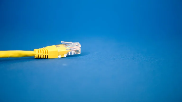 ポートノッキングとは?仕組みと活用方法をわかりやすく解説