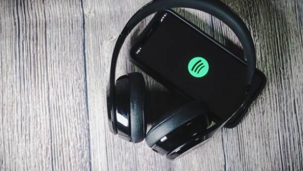 音楽ストリーミングサービスで、偽の支払いページに誘導される事態確認　Spotify